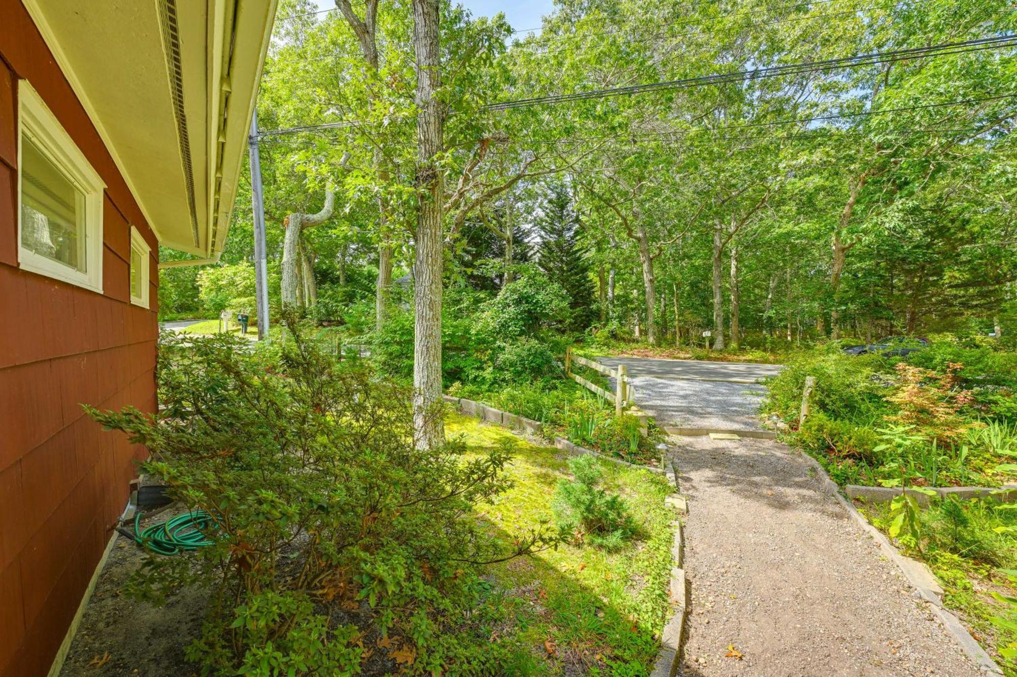 Home In Long Island Wine Country - Walk To Beach! Cutchogue ภายนอก รูปภาพ
