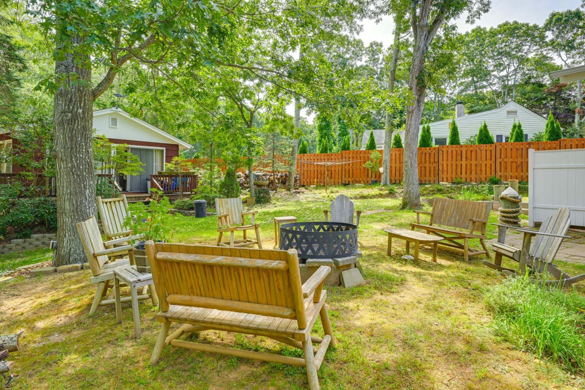 Home In Long Island Wine Country - Walk To Beach! Cutchogue ภายนอก รูปภาพ